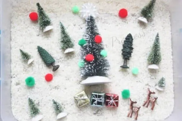 Christmas Tree Sensory Bin