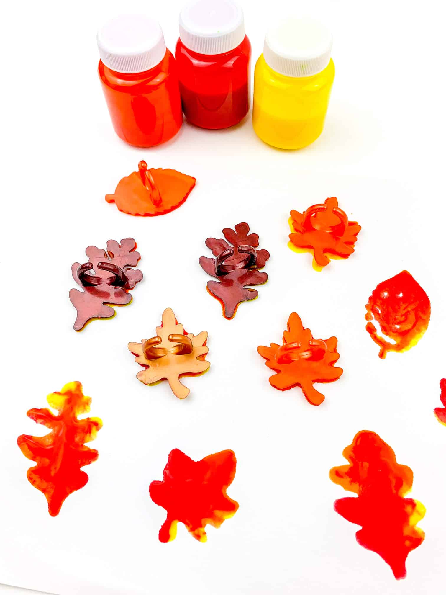 Genius Fall Leaf Stamping Craft For Toddlers [2023]