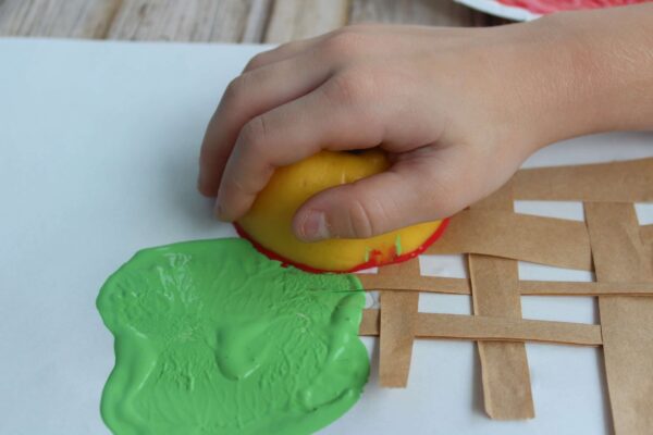 apple stamp painting for toddlers