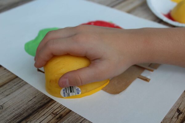 apple stamp painting for toddlers