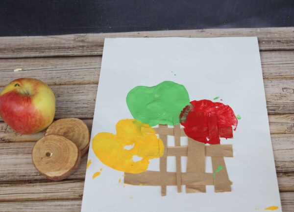 apple stamp painting for toddlers