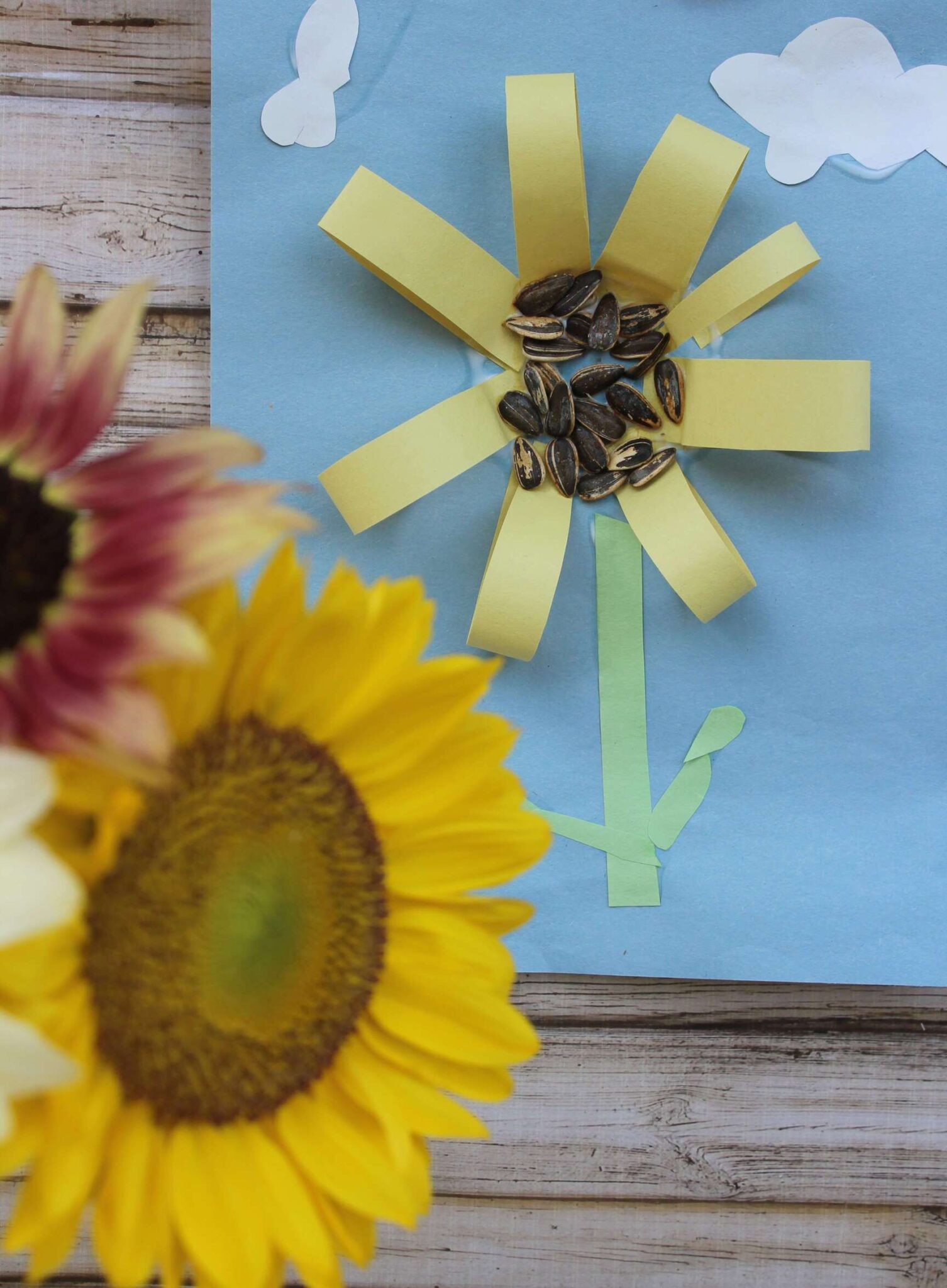 Beautiful Fall Sunflower Art For Toddlers [2021]